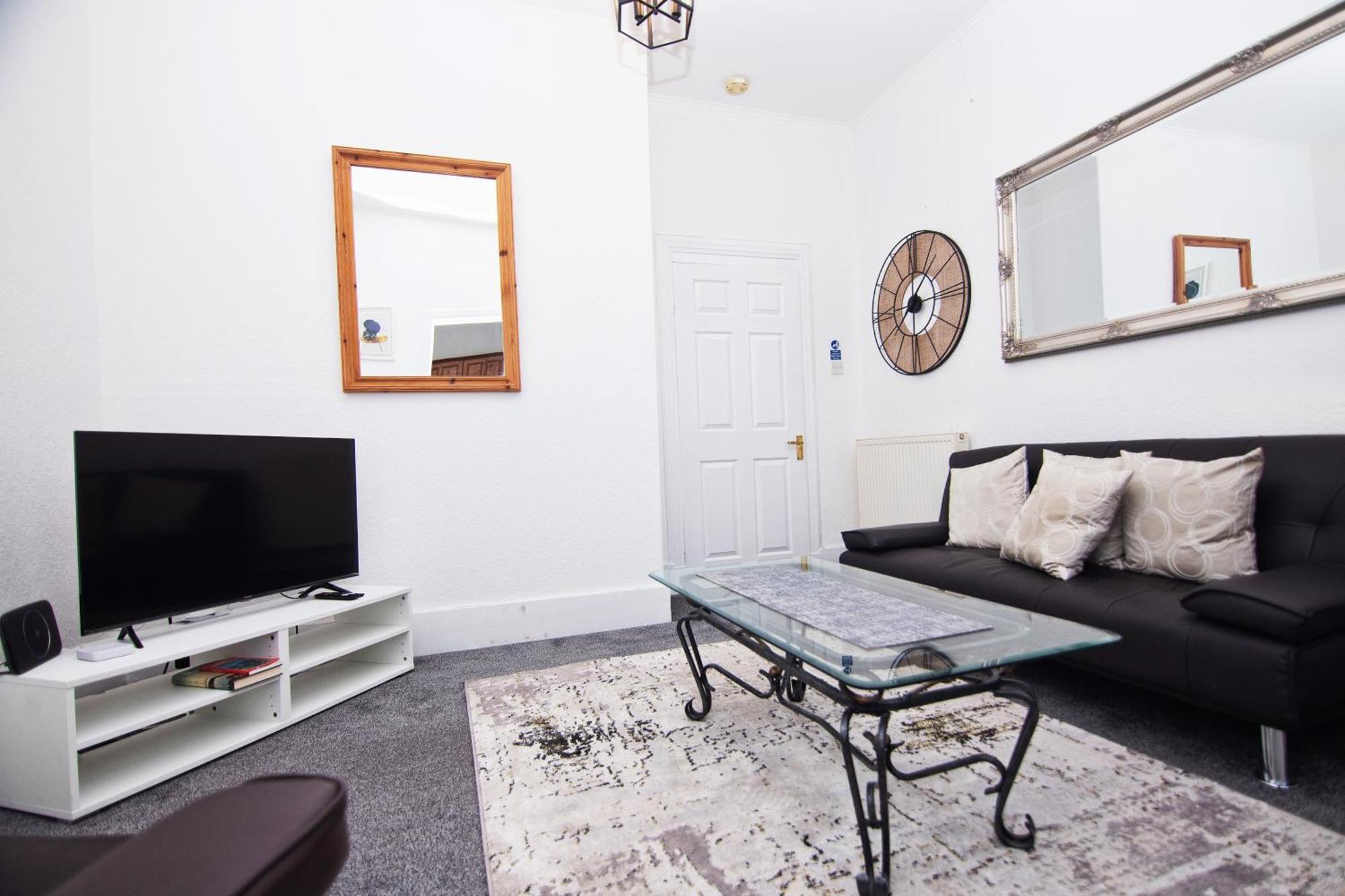 The Summit West End- Elegant Apartment With Free Parking In Prime Location แอเบอร์ดีน ภายนอก รูปภาพ